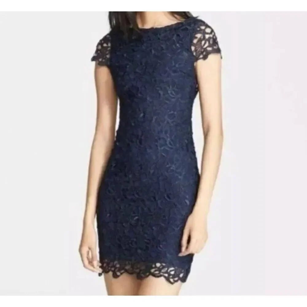 Alice + Olivia Clover Lace Back Cutout Navy Blue Mini Cocktail Party dress sz 6